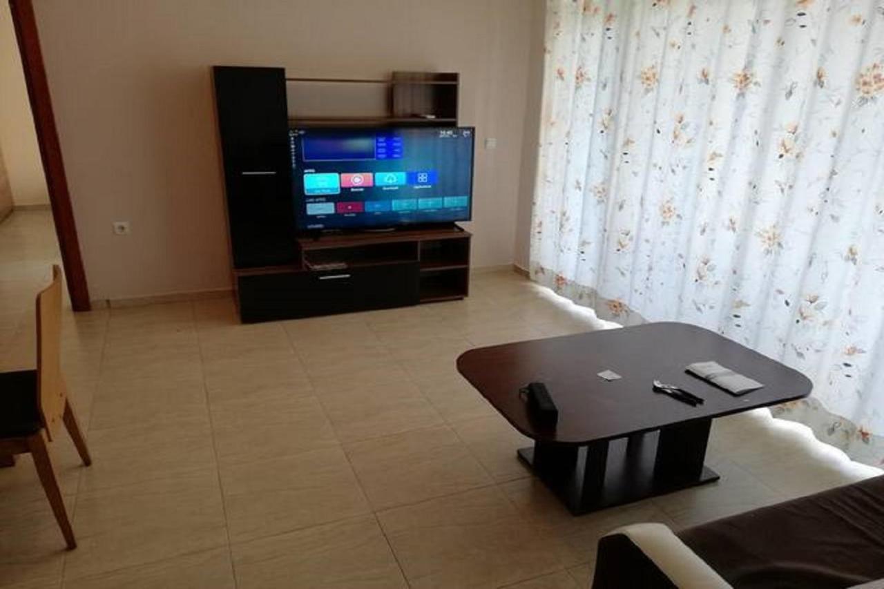 Yves 2 Bed Apart At Sun Village Sunny Beach Not Far Away From The Sea Esterno foto