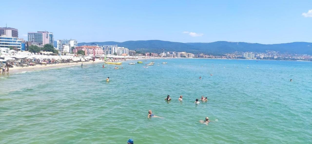 Yves 2 Bed Apart At Sun Village Sunny Beach Not Far Away From The Sea Esterno foto
