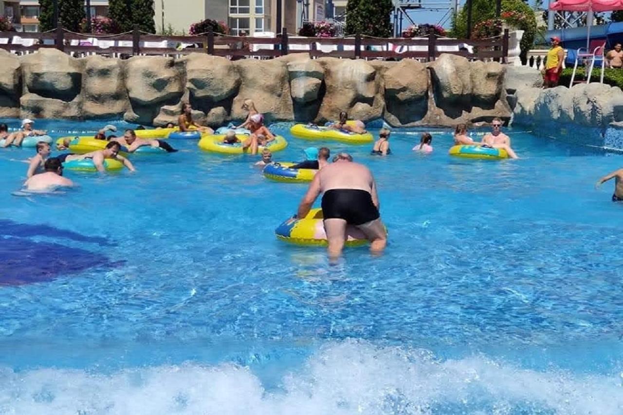 Yves 2 Bed Apart At Sun Village Sunny Beach Not Far Away From The Sea Esterno foto